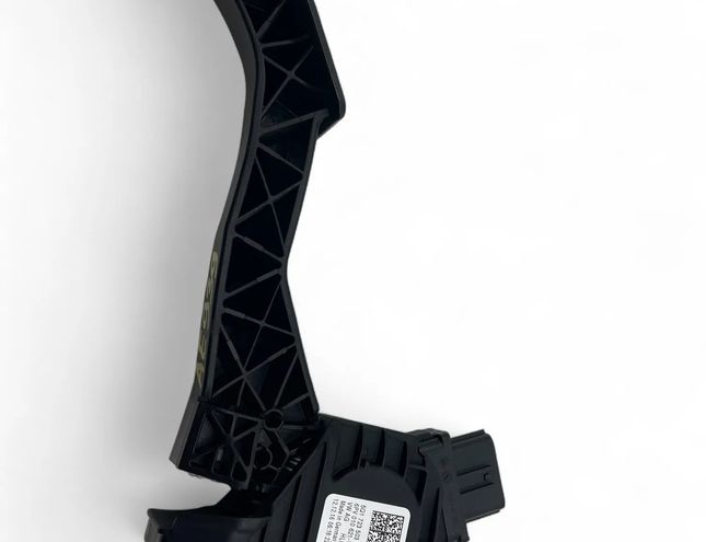 VOLKSWAGEN Golf 7 generation (2012-2024) Akseleratora / gāzes pedālis 5Q1723503H 32819318