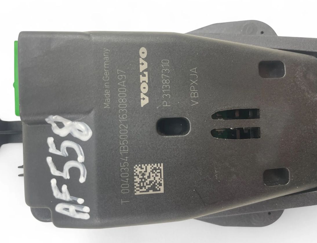 VOLVO XC60 1 generation (2008-2017) Rain Sensor P31387310 32994345