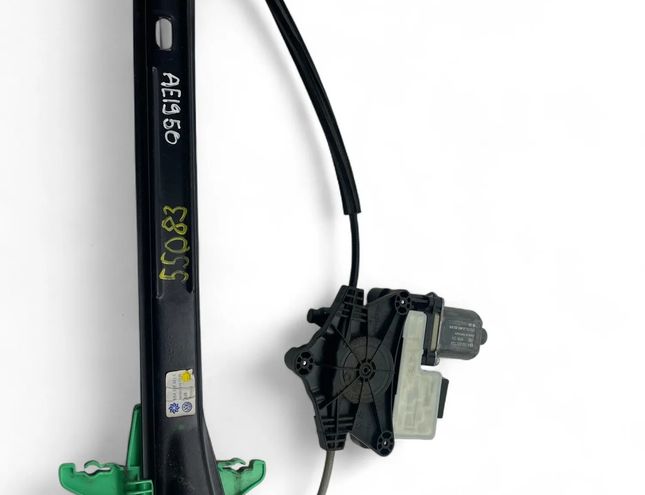 VOLKSWAGEN Passat B8 (2014-2023) Aizmugurējo kreiso durvju loga pacēlāja motorīts 5NA839461C 33027111