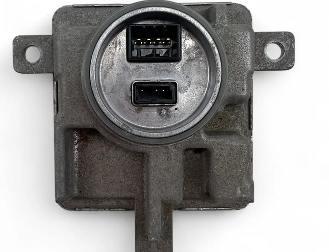 VOLKSWAGEN Passat CC 1 generation (2008-2017) Блок розжига ксенона 8K0941597E 33047904