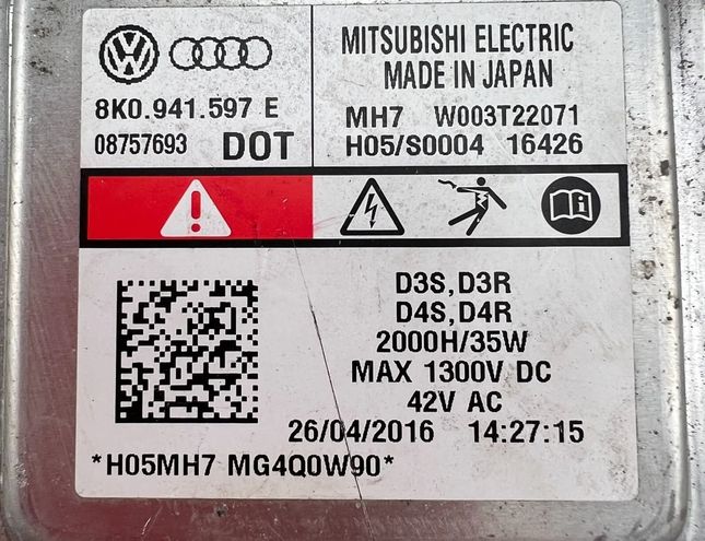 VOLKSWAGEN Passat CC 1 generation (2008-2017) Блок розжига ксенона 8K0941597E 33047904