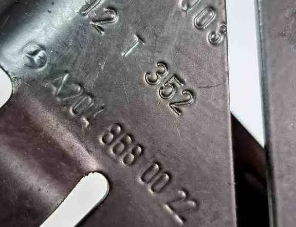 MERCEDES-BENZ CLS-Class C219 (2004-2010) Priekšējā kreisā drošības josta A2048680022,12T352 32640793