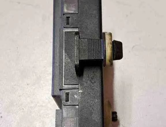 AUDI A6 C6/4F (2004-2011) Aizmugurējo labo durvju vadības bloks 4F0910793E,4F0959792E 32641292