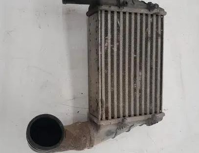 VOLKSWAGEN Passat Variant 1 generation (2010-2024) Радиатор интеркулера 25914614