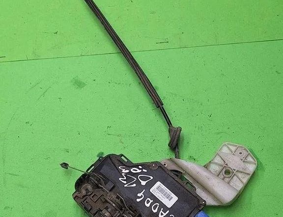 VOLKSWAGEN Caddy 3 generation (2004-2015) Priekšējo labo durvju slēdzene 3D2837016AB 31625550