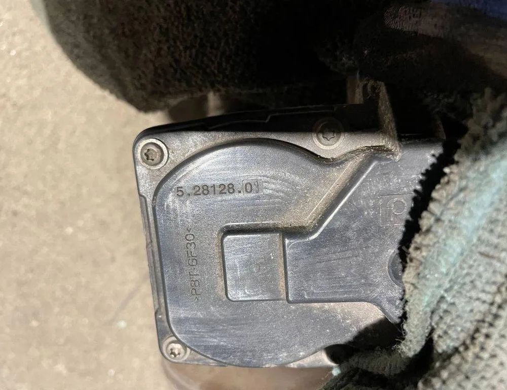 VOLKSWAGEN Touran 1 generation (2003-2015) Izpūtējs 5Q0230BB,52812801,5Q0131701BQ 32188246