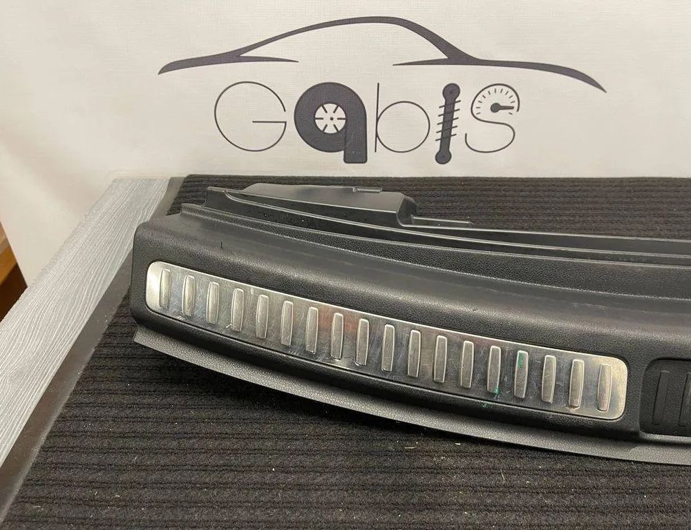 PORSCHE Macan 1 generation (2013-2023) Обделка замка багажника 95B864483F 32190768