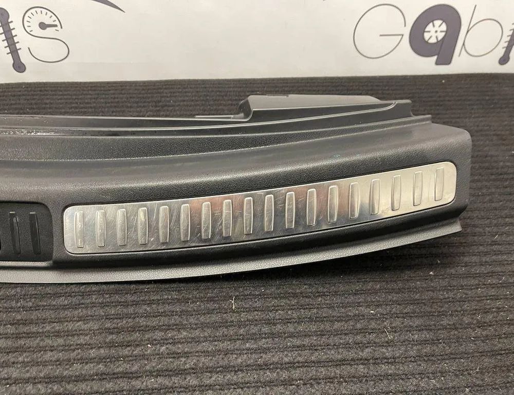 PORSCHE Macan 1 generation (2013-2023) Обделка замка багажника 95B864483F 32190768