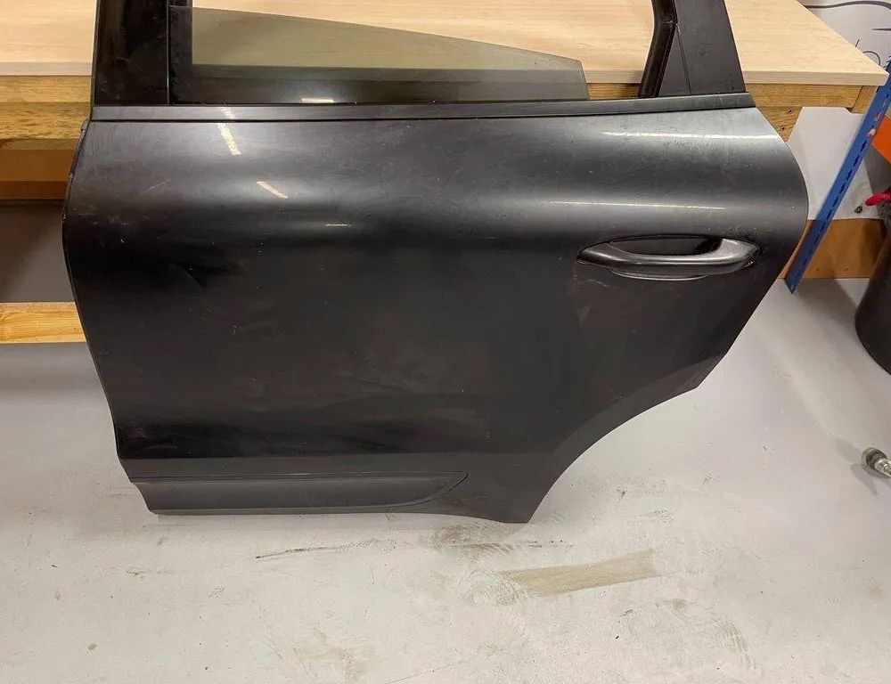 PORSCHE Macan 1 generation (2013-2023) Rear Left Door 95B839915D,95B833311A,5Q0959801A 32190781