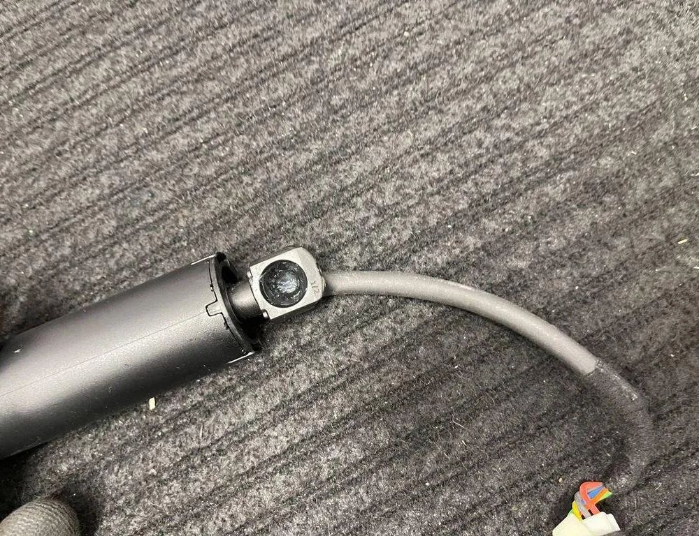 BMW 3 Series G20/G21/G28 (2018-2024) Aizmugurējā bagāžnieka amartizātors kreisajā pusē 7453413 32192513