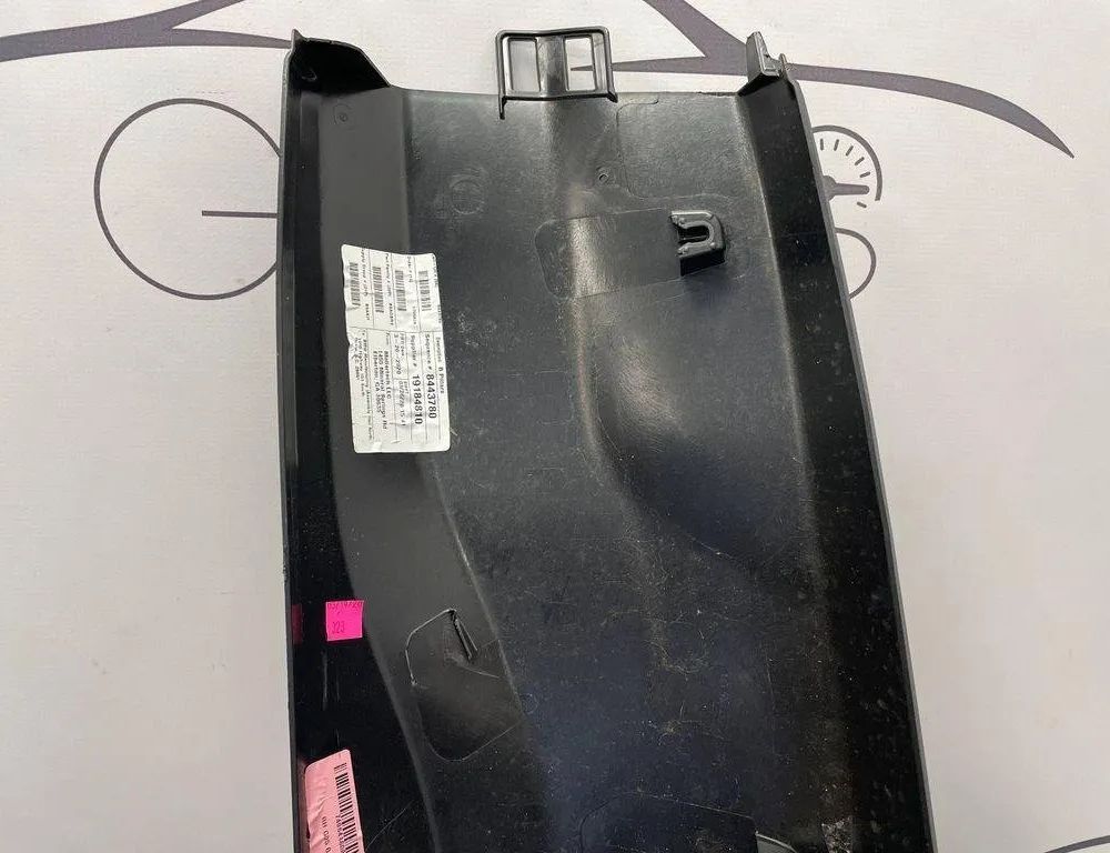 BMW X5 G05/G18 (2018-2024) Labās puses statņu apdare 7434278,109129,19184810,08109110 32193437