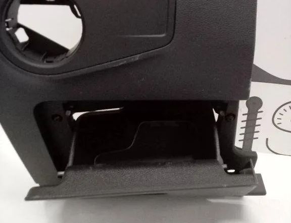 VOLKSWAGEN Tiguan 2 generation (2016-2024) Другие внутренние детали 5NB858365,5NB857919 32196820