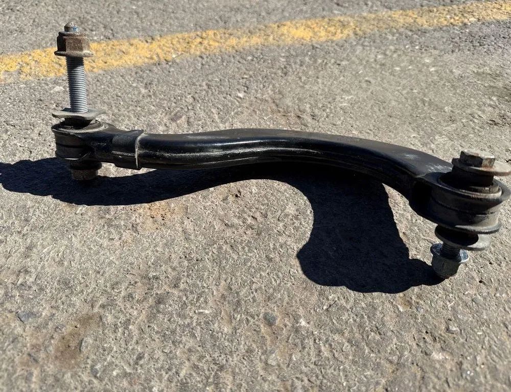 AUDI A3 8V (2012-2020) Рычаг задний левый 5Q0505323D 32203247