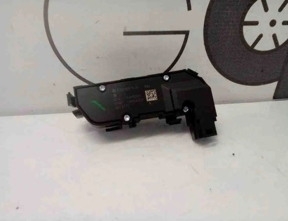 MERCEDES-BENZ E-Class W213/S213/C238/A238 (2016-2024) Right Seat Control Buttons A2139051604 32602019