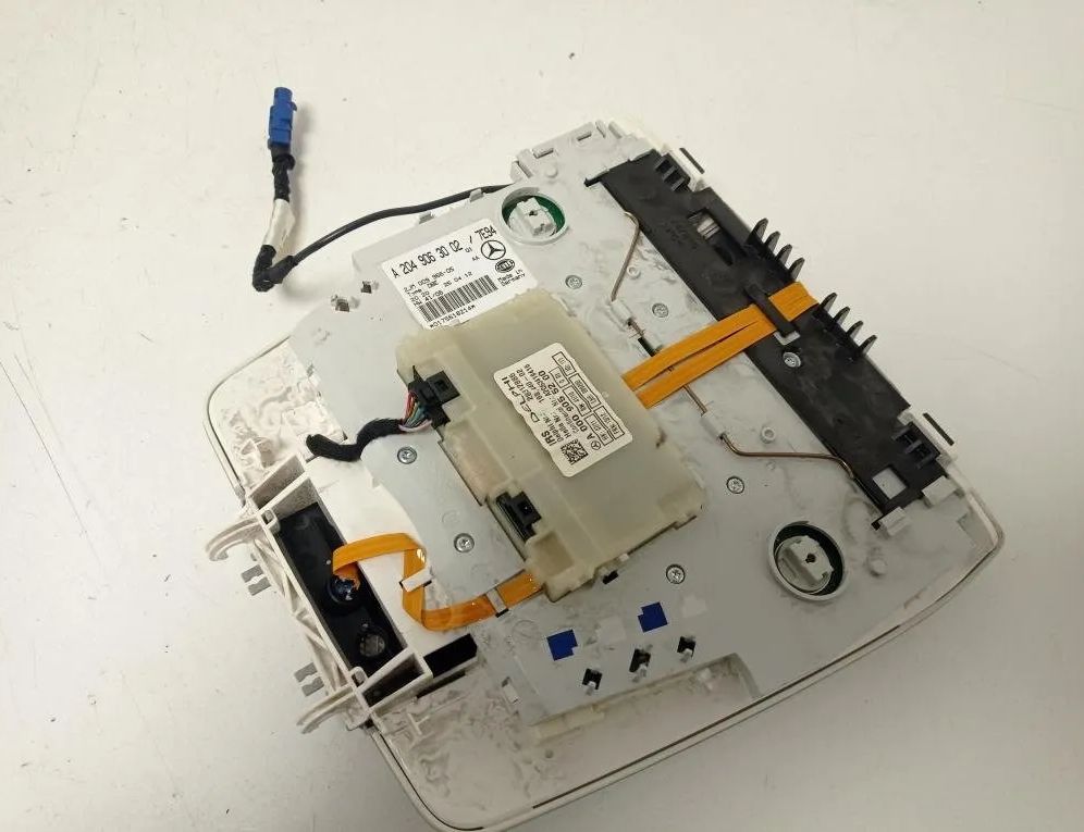 MERCEDES-BENZ C-Class W204/S204/C204 (2004-2015) Salona apgaismojums A2049063002,A0009055200 28228924