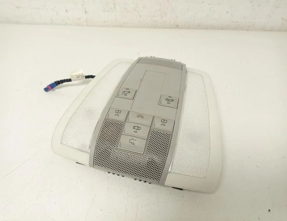 MERCEDES-BENZ C-Class W204/S204/C204 (2004-2015) Salona apgaismojums A2049063002,A0009055200 28228924