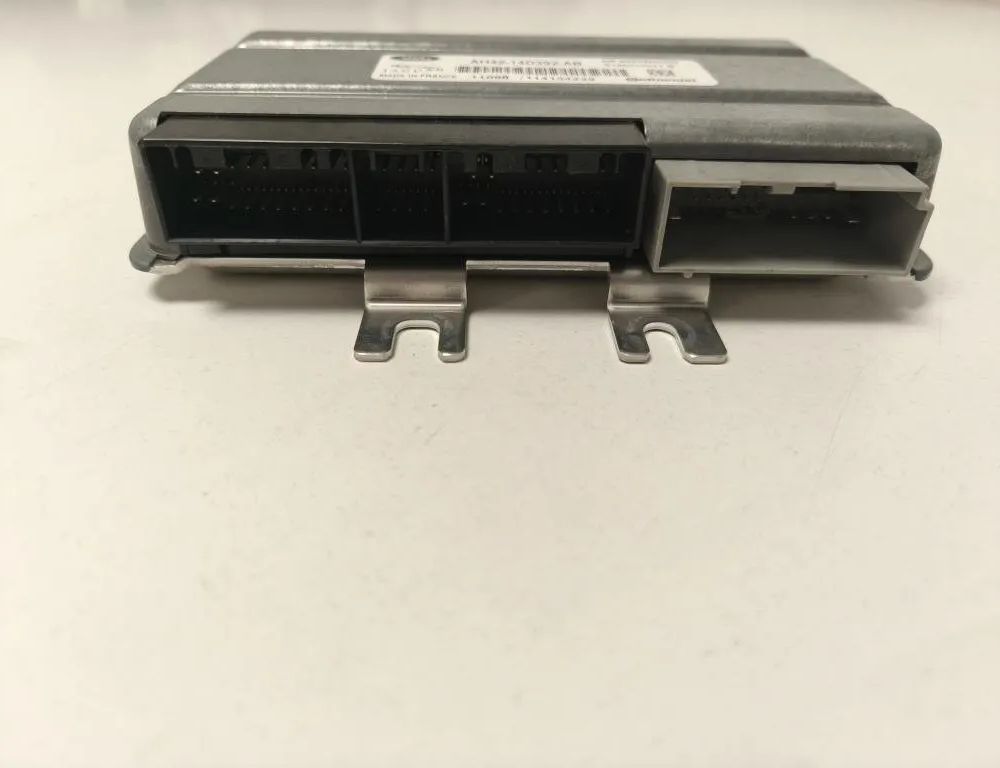 JAGUAR XJ 4 generation (X351)  (2015-2020) Air Suspension Control Unit AH4214D392AB 31870187