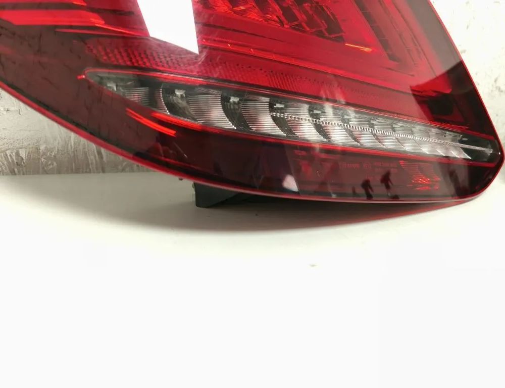 MERCEDES-BENZ C-Class W205/S205/C205 (2014-2023) Фонарь задний правый A2059064703,A2059064803 32802869