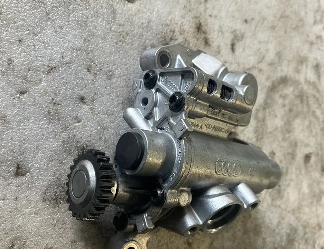 AUDI A4 B8/8K (2011-2016) Oil Pump 06H115105,06H115105D 14731174