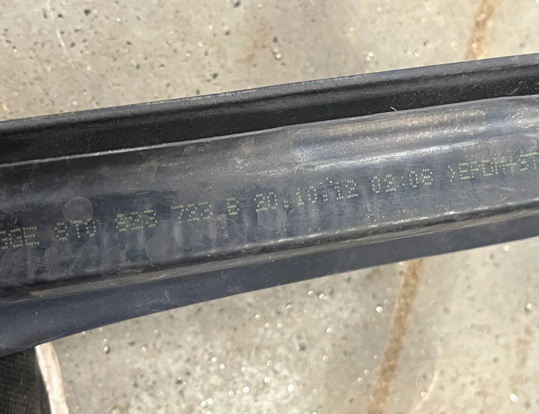 AUDI A5 8T (2007-2016) Engine Cover Rubber 8T0823723,8T0823723B 14950620