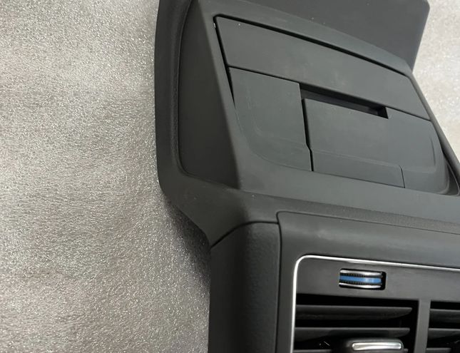 AUDI Q5 8R (2008-2017) Gaisa restes aizmugurē 8R0864376,8K0864376,8K0819203 23099387