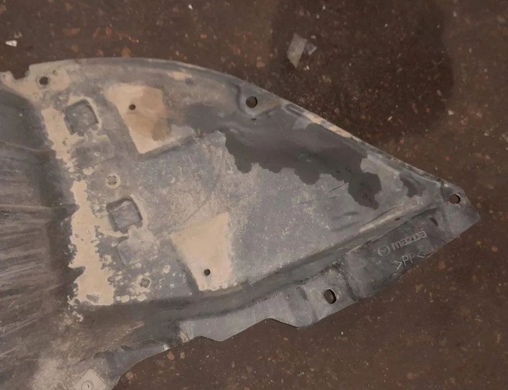 MAZDA 6 GH (2007-2013) Передний правый подкрылок K7016 31937029