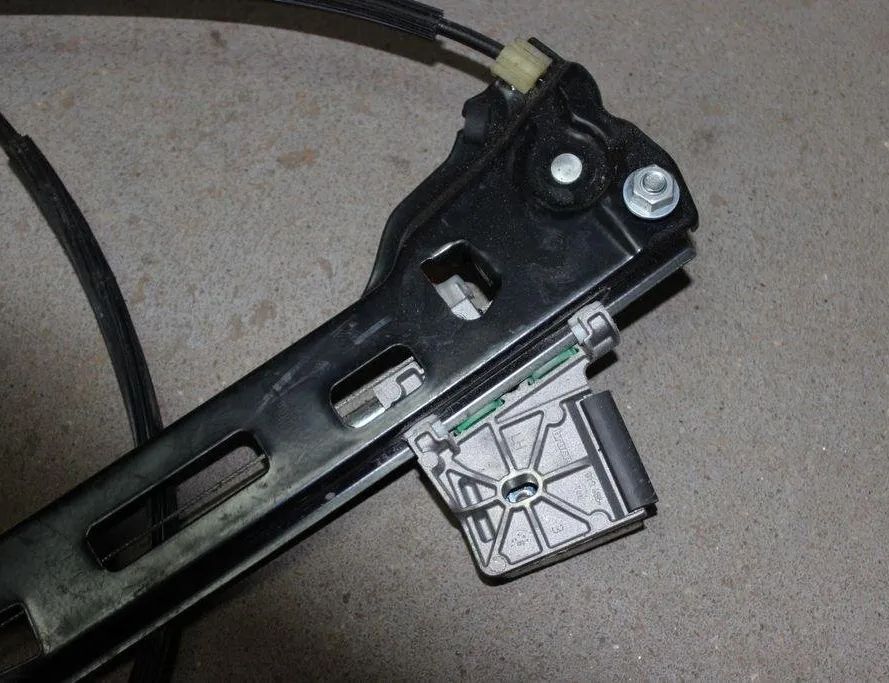 VOLKSWAGEN Passat CC 1 generation (2008-2017) Rear Right Door Window Regulator 3C8837461J 31938431