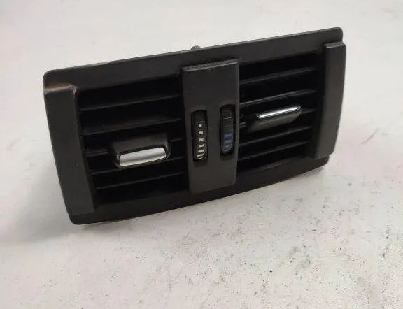 BMW 3 Series F30/F31 (2011-2020) Rear air vent grille 926535001 31938970