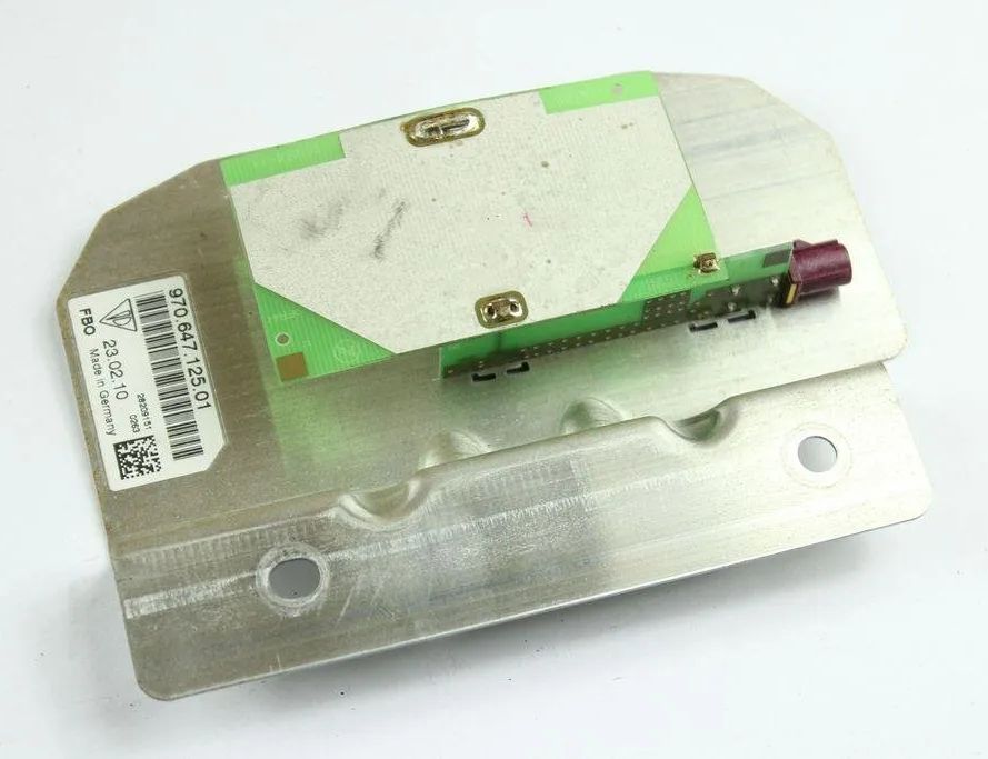 AUDI Q7 4M (2015-2024) Bootlid Antenna Amplifier 97064712501 31940229