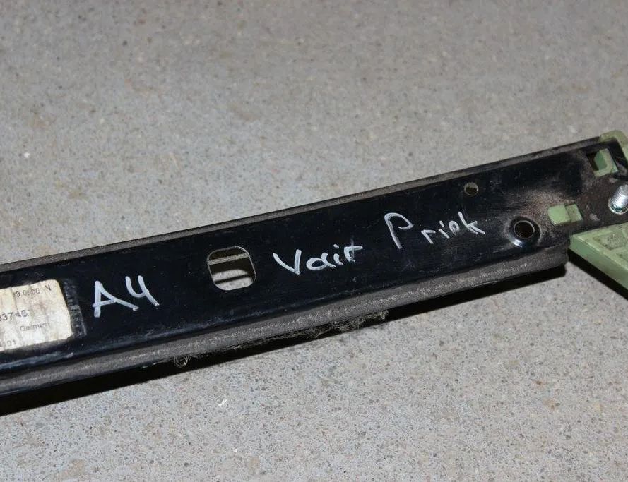 AUDI A4 B5/8D (1994-2001) Rear Right Door Window Regulator 8K0837461 31941160