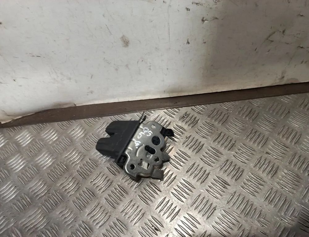 AUDI Q5 8R (2008-2017) Tailgate Boot Lock 8K9827505 15337430