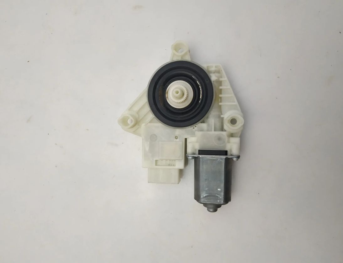 VOLKSWAGEN Golf 7 generation (2012-2024) Front Left Door Window Regulator Motor 5Q4959811D 10924287