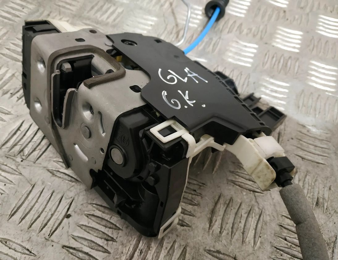 MERCEDES-BENZ GLA-Class X156 (2013-2020) Rear Left Door Lock A2040085999,A2047602134 13896834