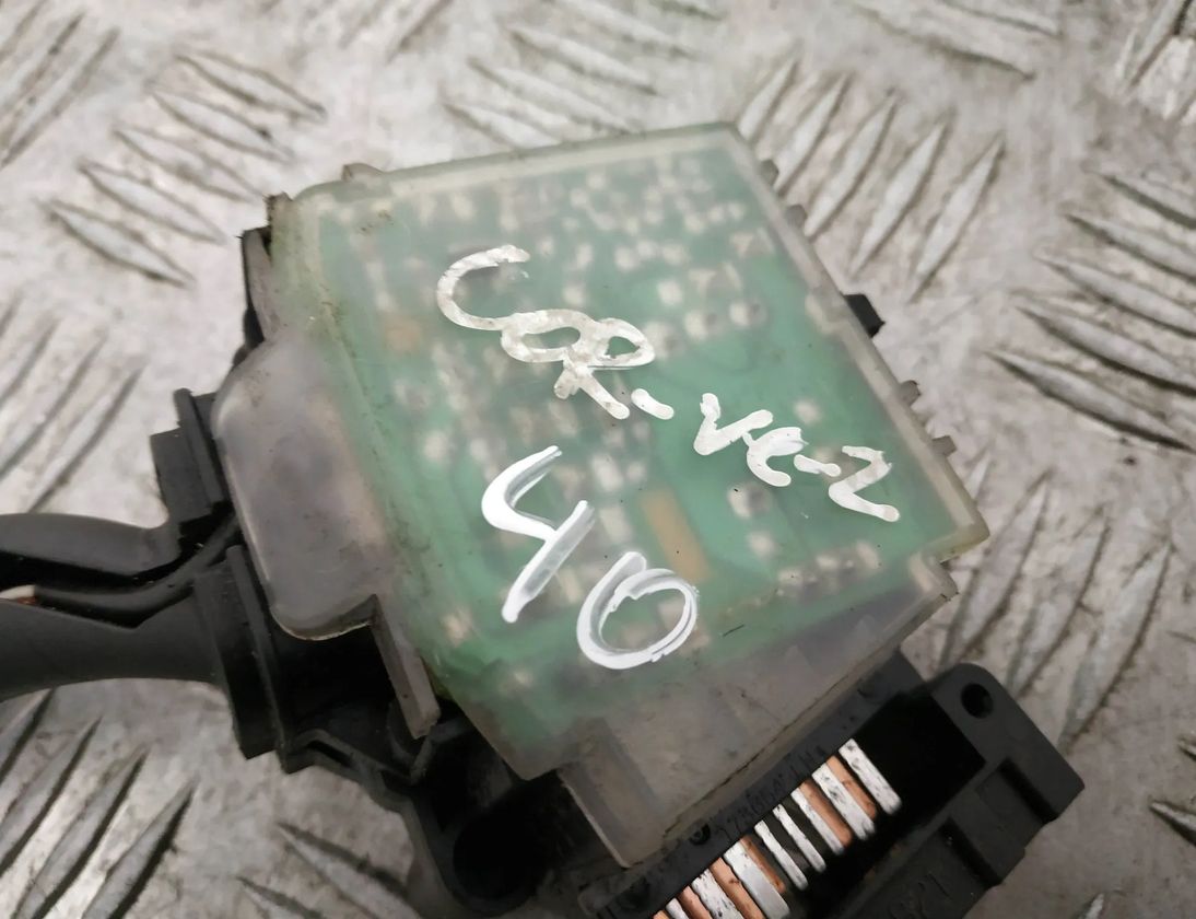 TOYOTA Corolla Verso 1 generation (2001-2009) Wiper Control 8465205150,173654 13934164