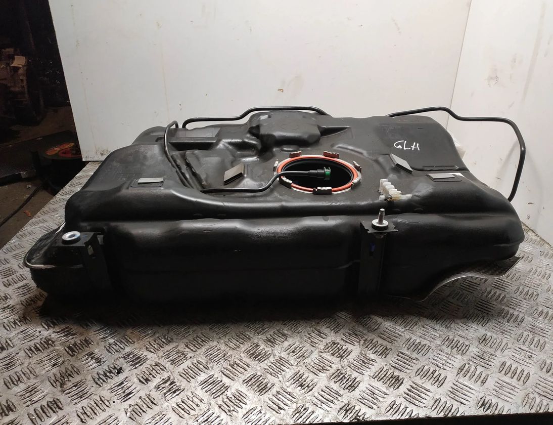 MERCEDES-BENZ GLA-Class X156 (2013-2020) Degvielas tvertne A2464705900,A2460039899 13970869