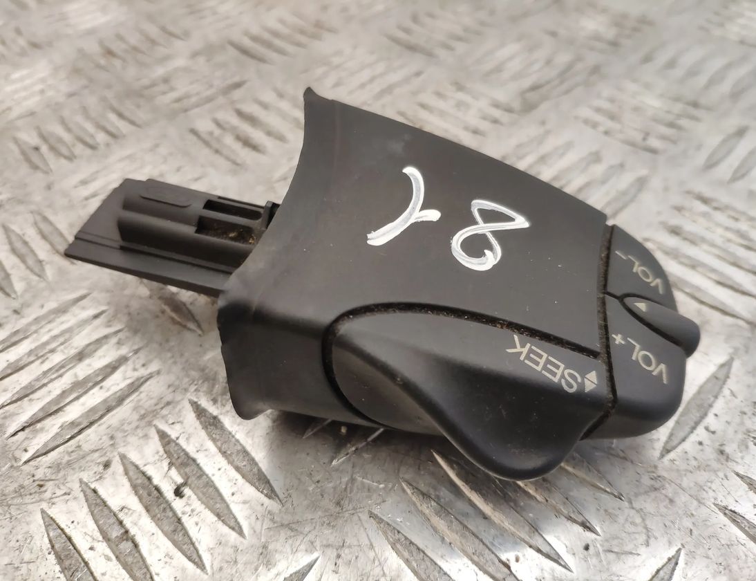 FORD Focus 1 generation (1998-2010) Switches 98AB14K147AB 14195739