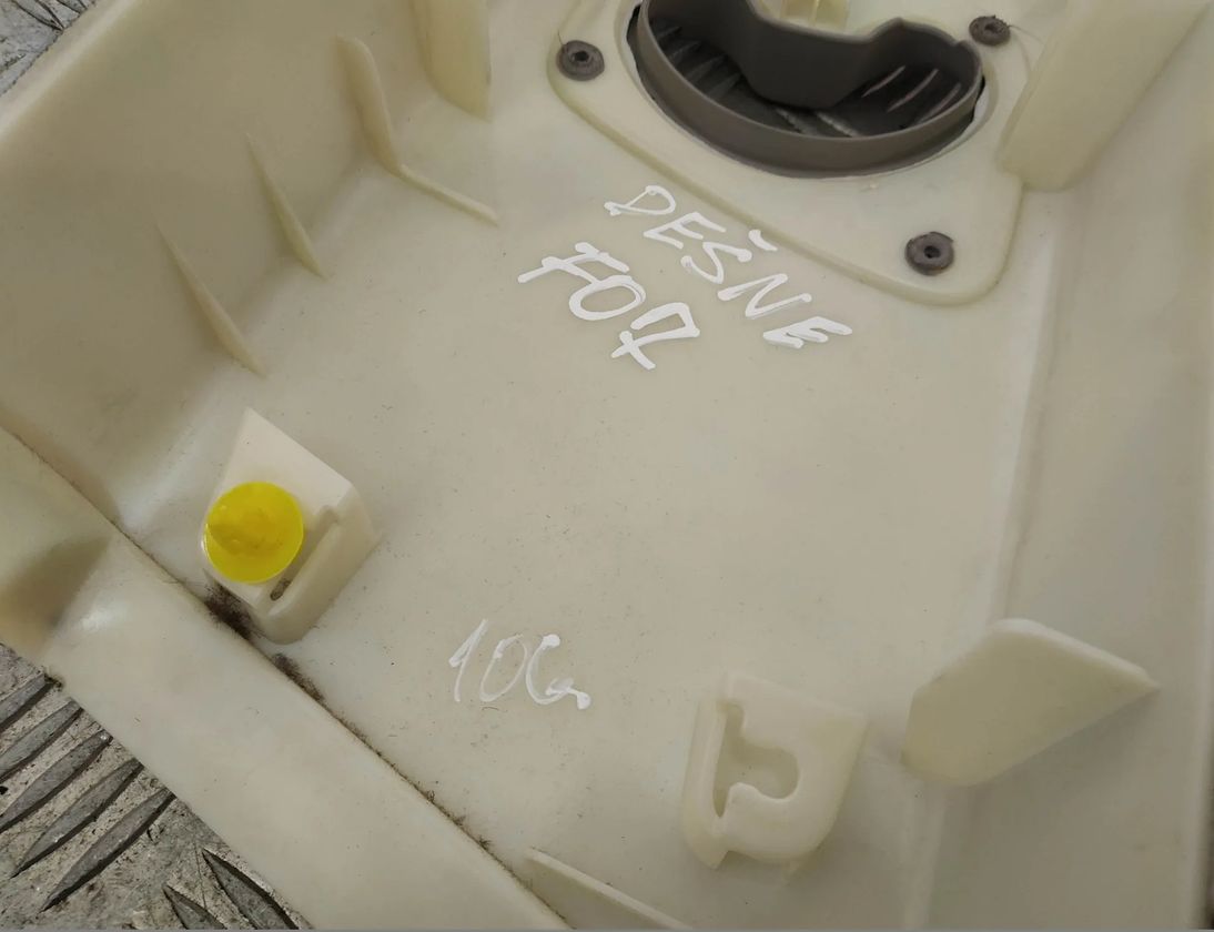 BMW 5 Series Gran Turismo F07 (2010-2017) Стойка правой стороны 9137198,51439137198 15426746