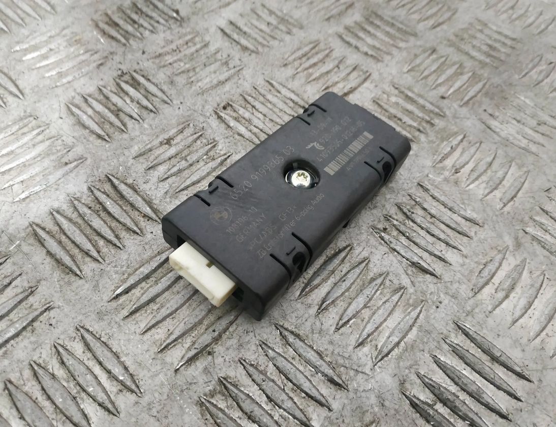 BMW 5 Series F10/F11 (2009-2017) Фильтр антенны 9199865,65209199865 17196100