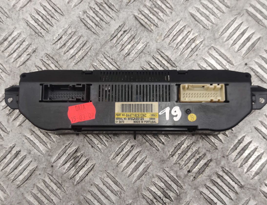 FORD C-Max 1 generation (2003-2010) Klimata kontroles modulis 6N4T18C612AC 17549597