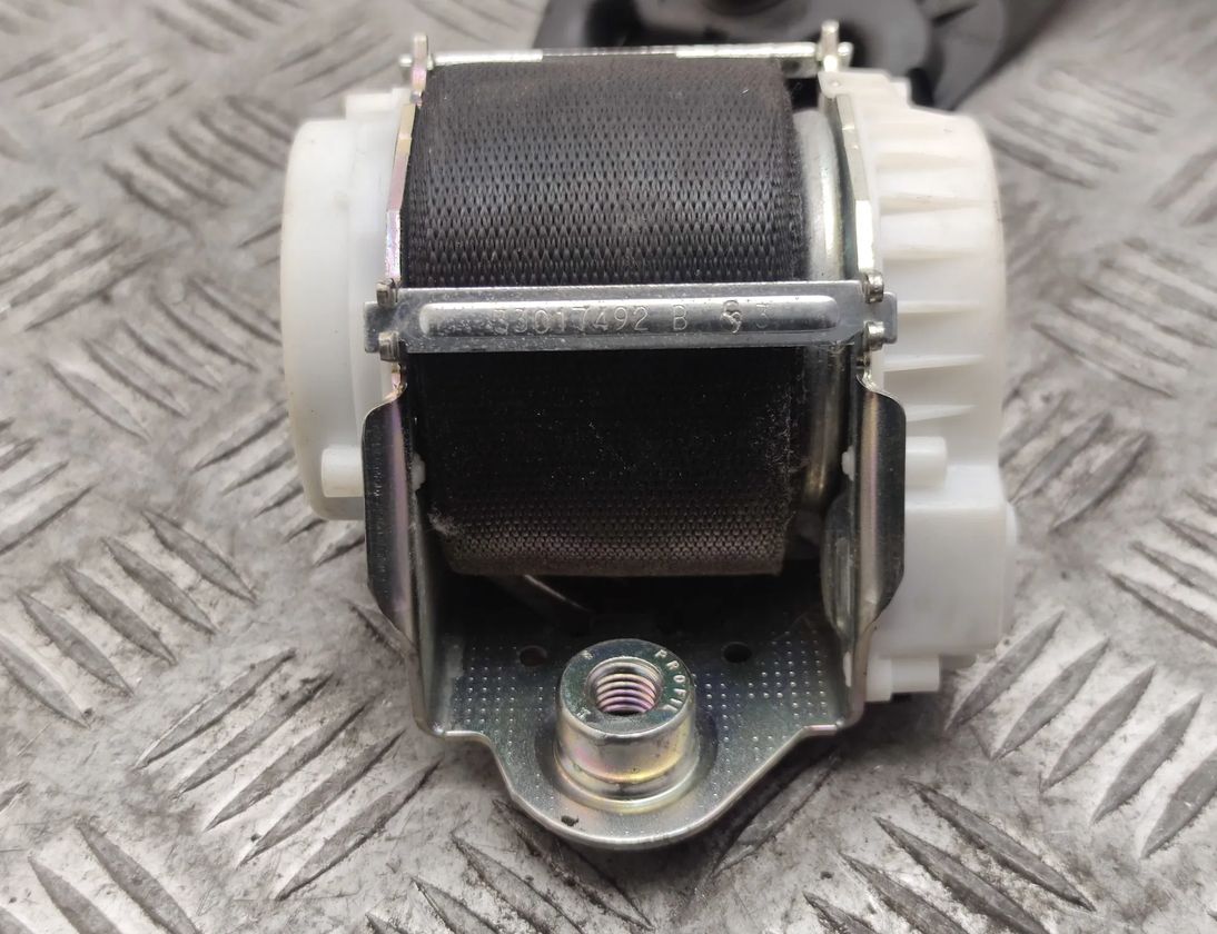 BMW 3 Series E90/E91/E92/E93 (2004-2013) Priekšējā kreisā drošības josta 9117219,S19117219,330598483 17561189