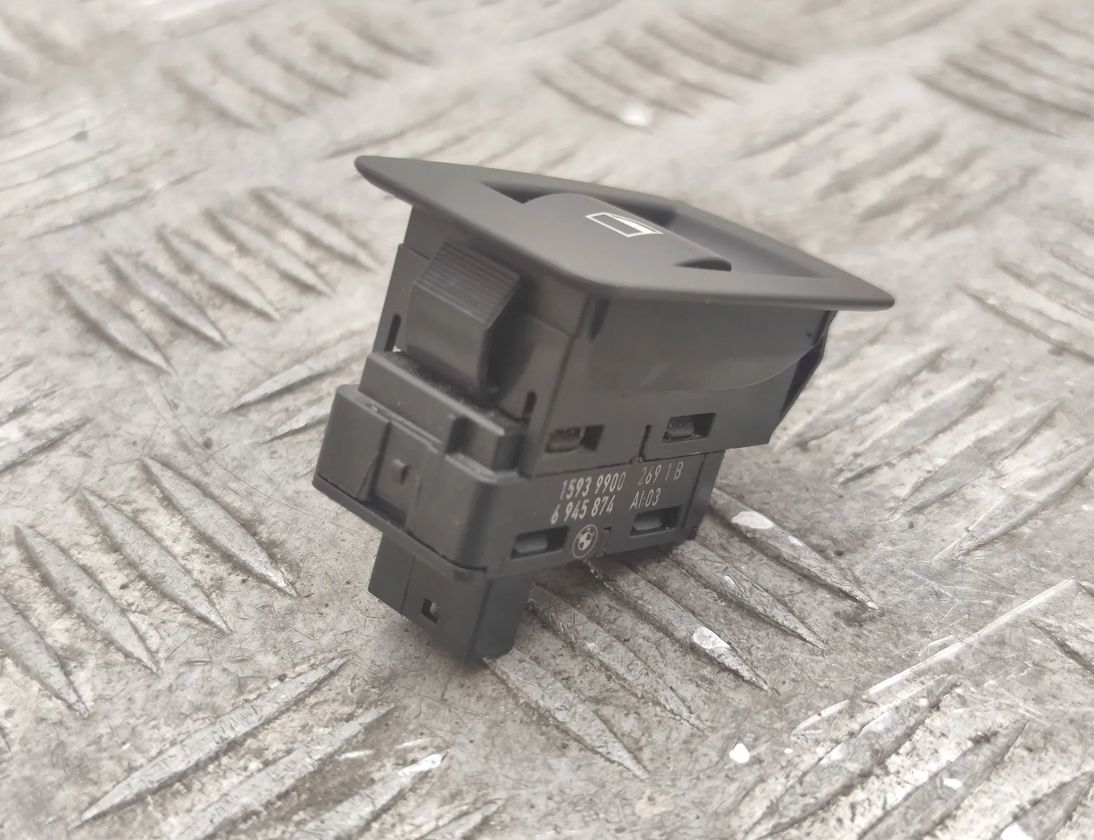 BMW 3 Series E90/E91/E92/E93 (2004-2013) Priekšējo kreiso durvju logu pacēlāja slēdži 6945874 17600560