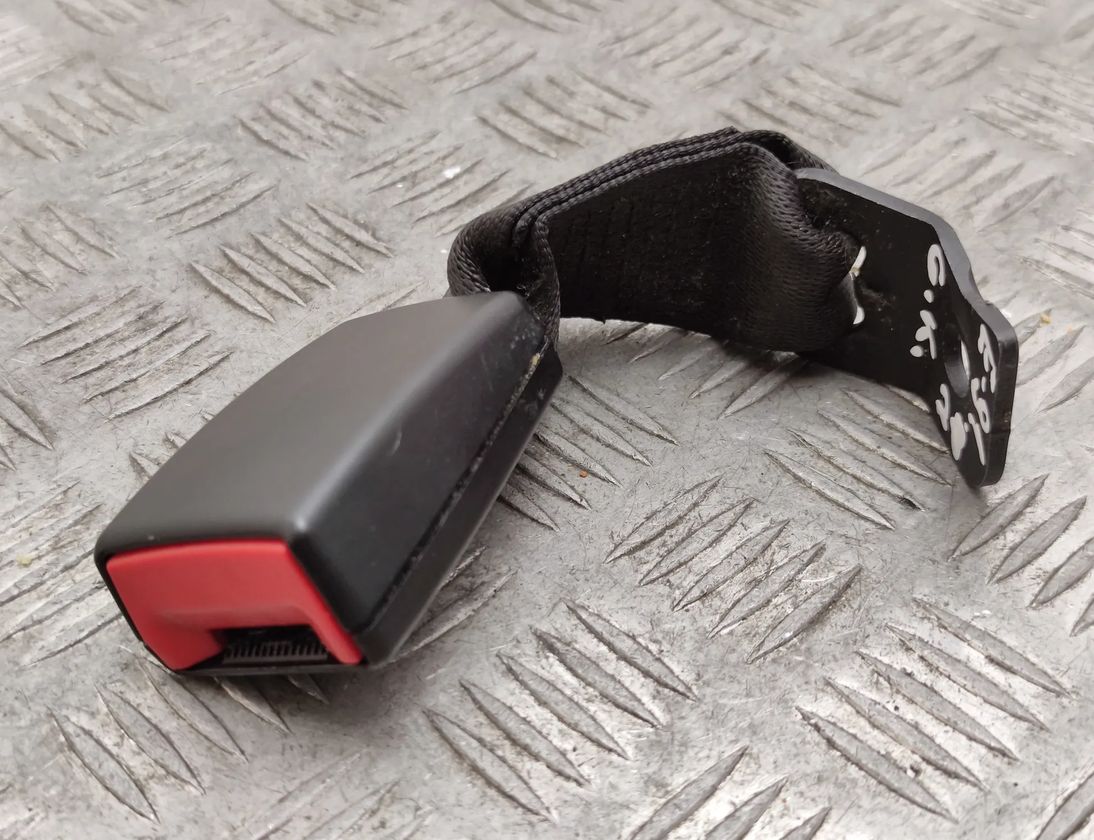 BMW 3 Series E90/E91/E92/E93 (2004-2013) Застежка сиденья задняя левая 9117261 17827982