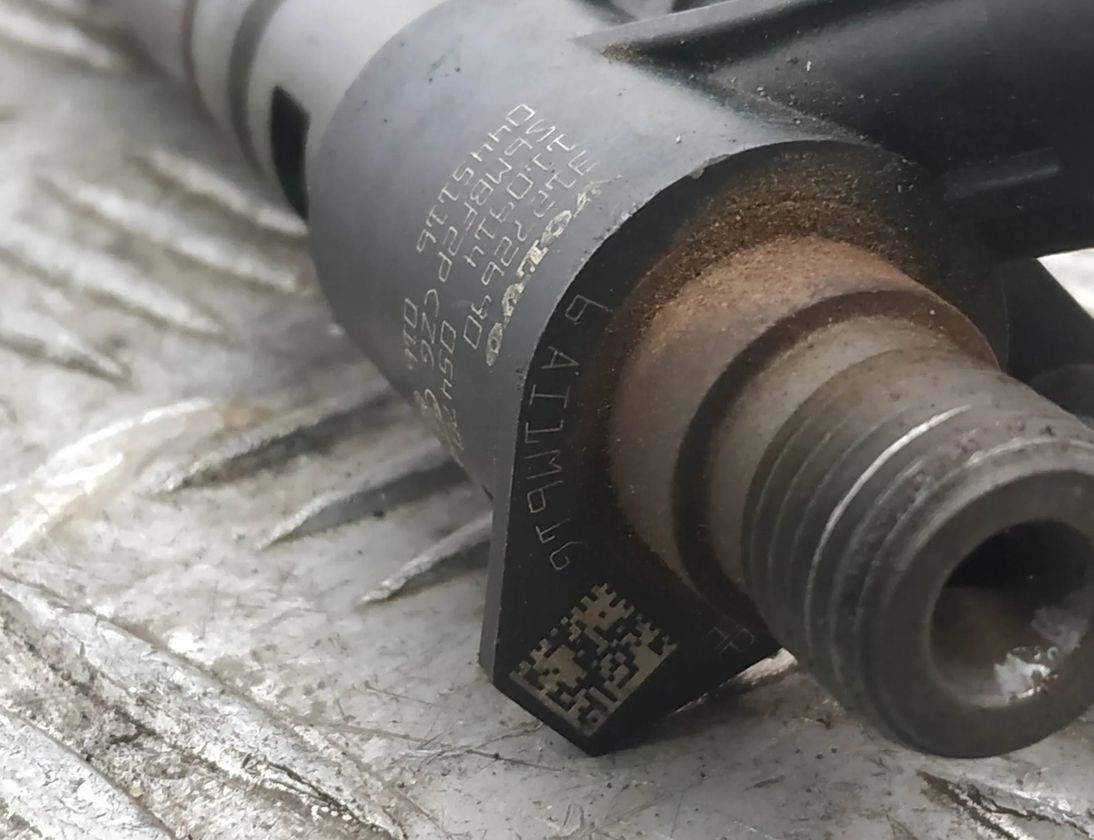 VOLVO XC60 1 generation (2008-2017) Degvielas sprausla 31272690,0445116016,0445116016 17875827