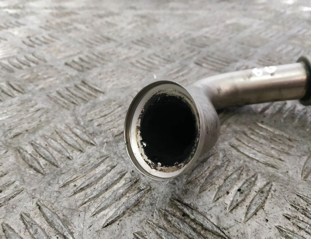 VOLKSWAGEN Passat B7 (2010-2015) EGR Tube Pipe 03L131521A 17898438