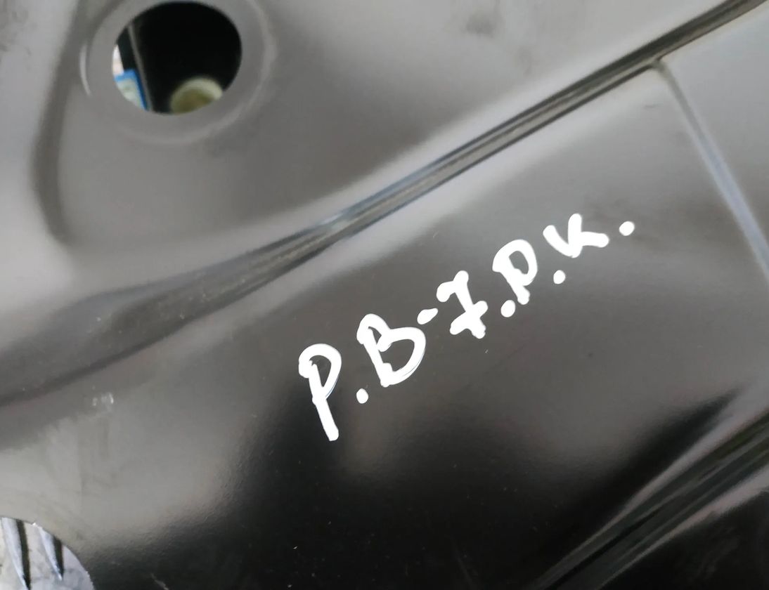 VOLKSWAGEN Passat B7 (2010-2015) Front Left Door Window Regulator 3AA837755,929909101,988703317 17898669