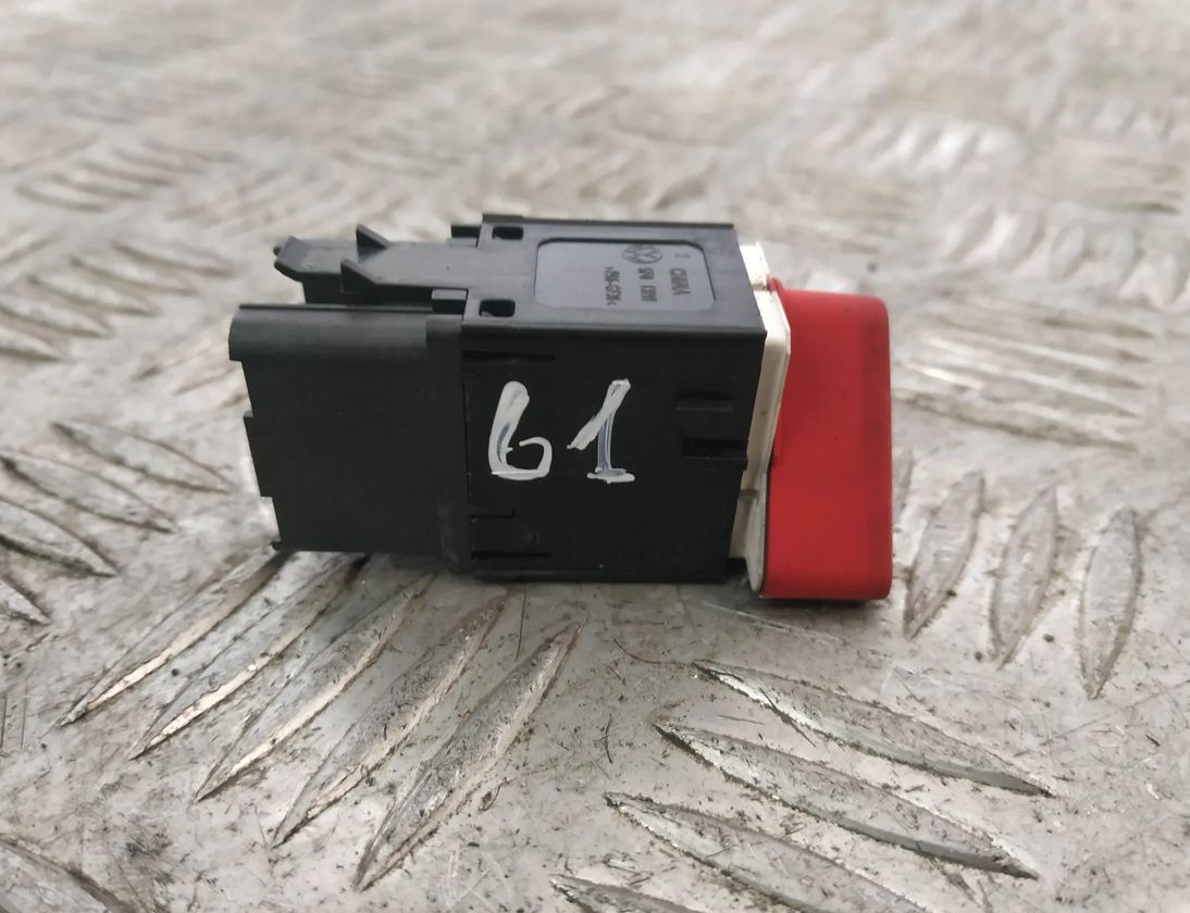 VOLKSWAGEN Tiguan 1 generation (2007-2017) Avārijas poga 5M0953509A 18025944