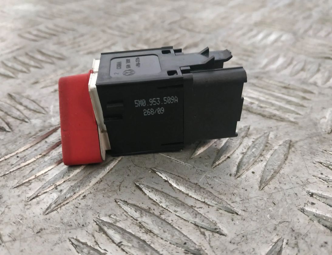 VOLKSWAGEN Tiguan 1 generation (2007-2017) Avārijas poga 5M0953509A 18025944