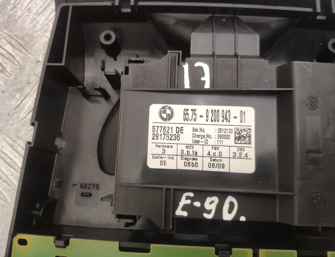 BMW 3 Series E90/E91/E92/E93 (2004-2013) Salona apgaismojums 9201645,9200943,65759200943,577621,28175236 18086145