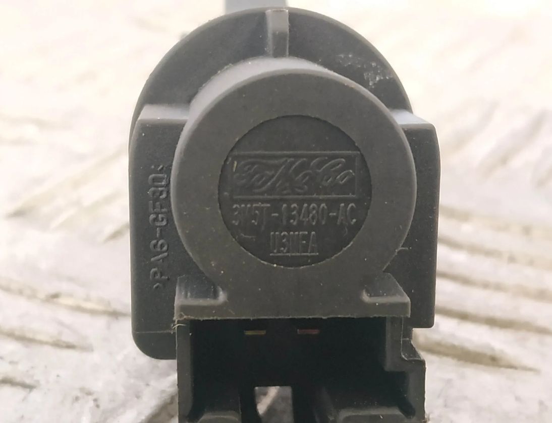 VOLVO XC60 1 generation (2008-2017) Датчик тормозной педали 3M5T-13480-AC 18110729