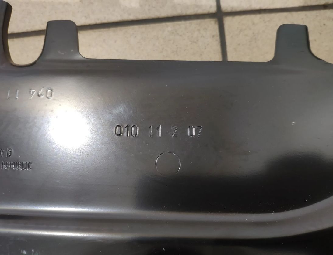 VOLKSWAGEN Touareg 2 generation (2010-2018) Другие детали сиденья 7P0881678B 20200267